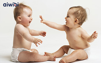 Baby Body Language Cues And Their Meaning（1）